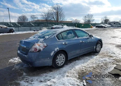 2010 Nissan Altima 2.5 S z USA, uszkodzony, nr VIN 1N4AL2AP1AN533973